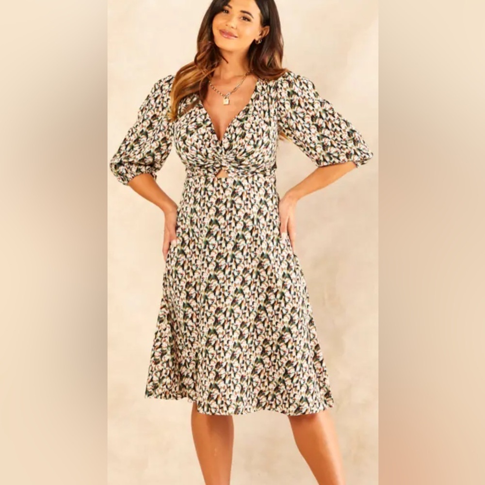 🌸 Blue Vanilla Knot Front Keyhole Midi boho dress| V-Neck | US 10 / M |